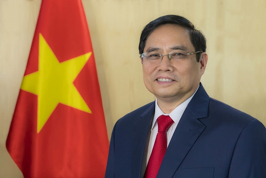 Vietnam gives priority to solidarity and mutual assistance with ASEAN countries